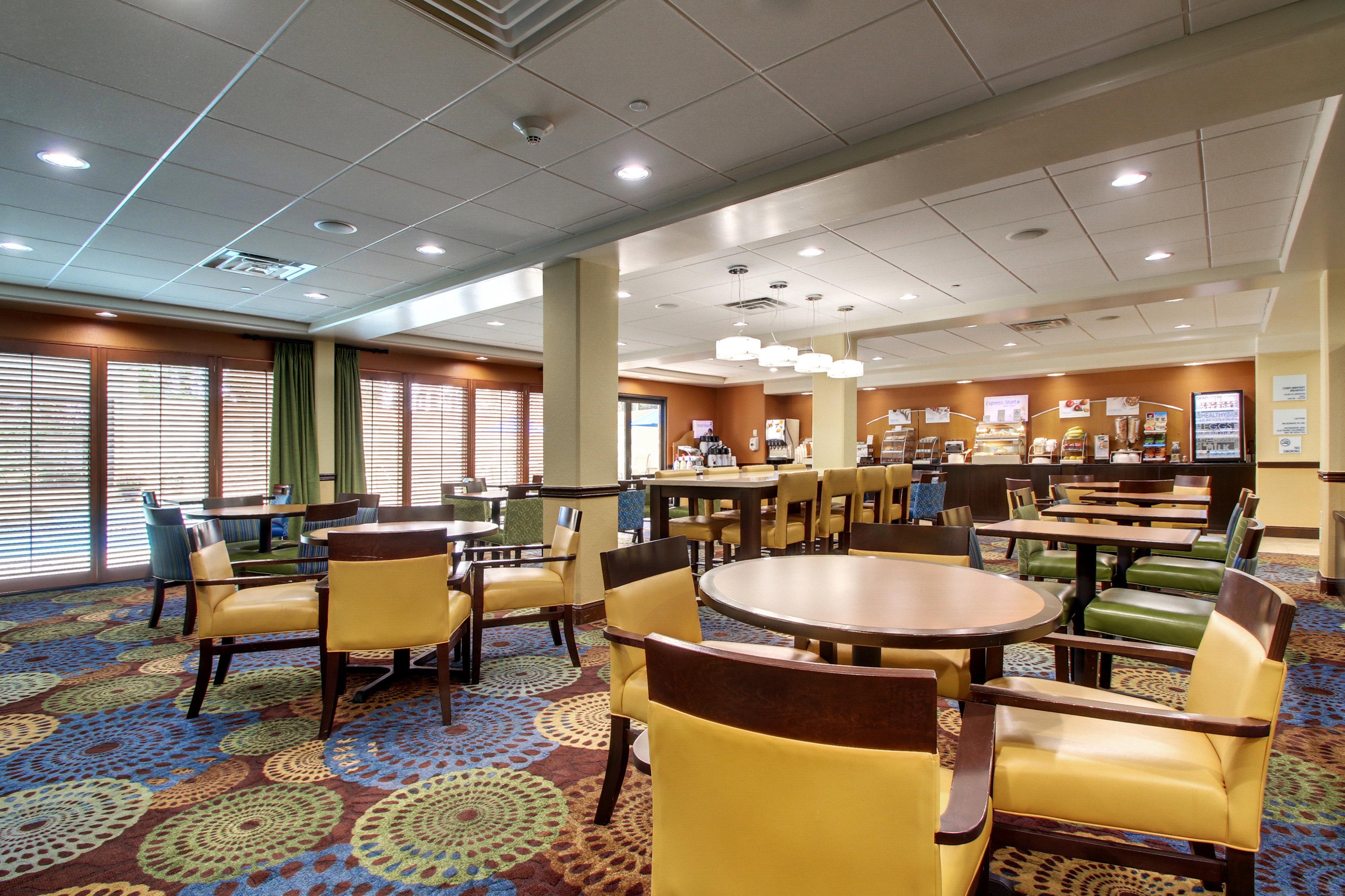 Holiday Inn Express & Suites Jacksonville South East - Medical Center Area By Ihg Exteriér fotografie